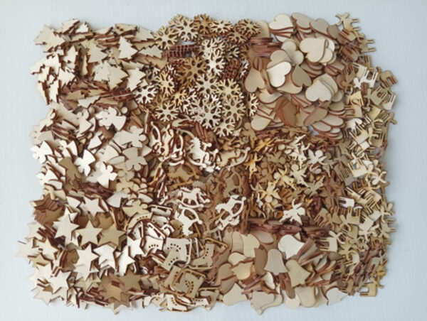 mix drevenych vyrezov